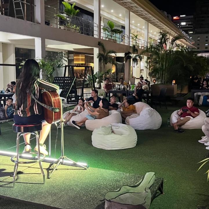 88Th Avenue Aparthotel Cebu ภายนอก รูปภาพ