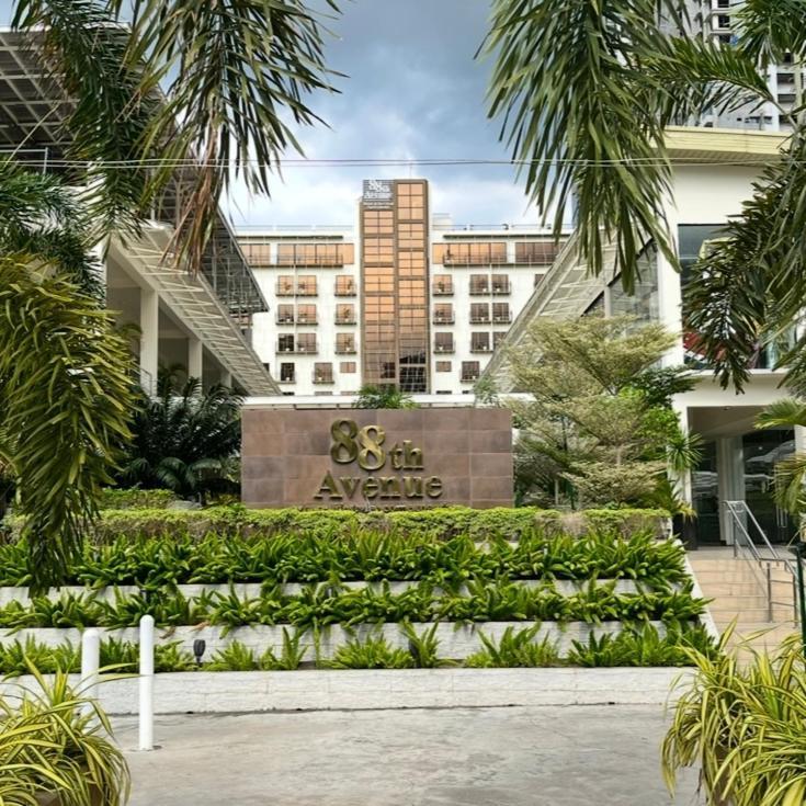 88Th Avenue Aparthotel Cebu ภายนอก รูปภาพ