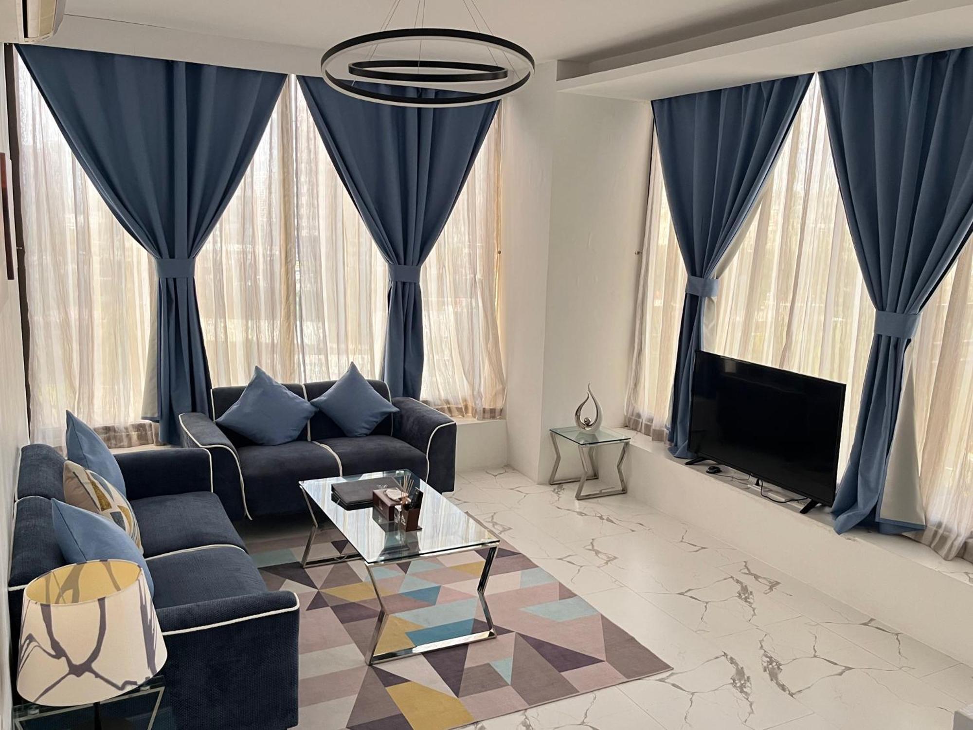 88Th Avenue Aparthotel Cebu ภายนอก รูปภาพ